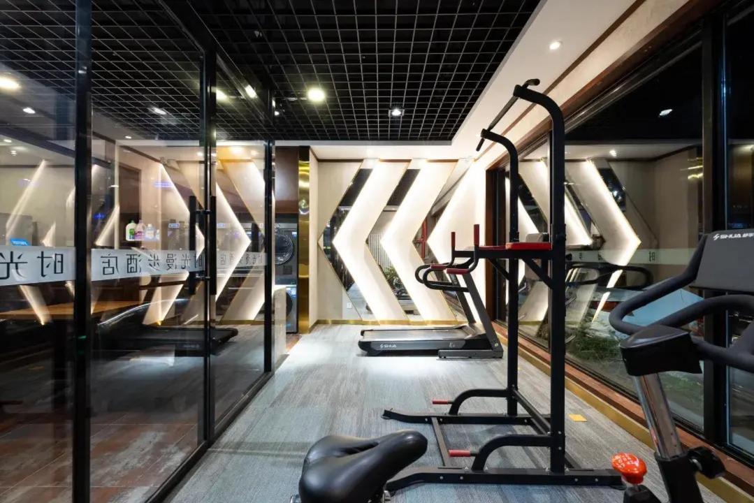 Nost Algia Hotel Near Beijing Panjiayuan Antique Market- Beijing Happy Valley, Cbd, China Zun And Sanlitun, Tian'Anmen Square, Free Ice Cream, Mineral Water, Coffee, Snacks And Laundry Service, Free Gymnastic, English Communication Well Luaran gambar